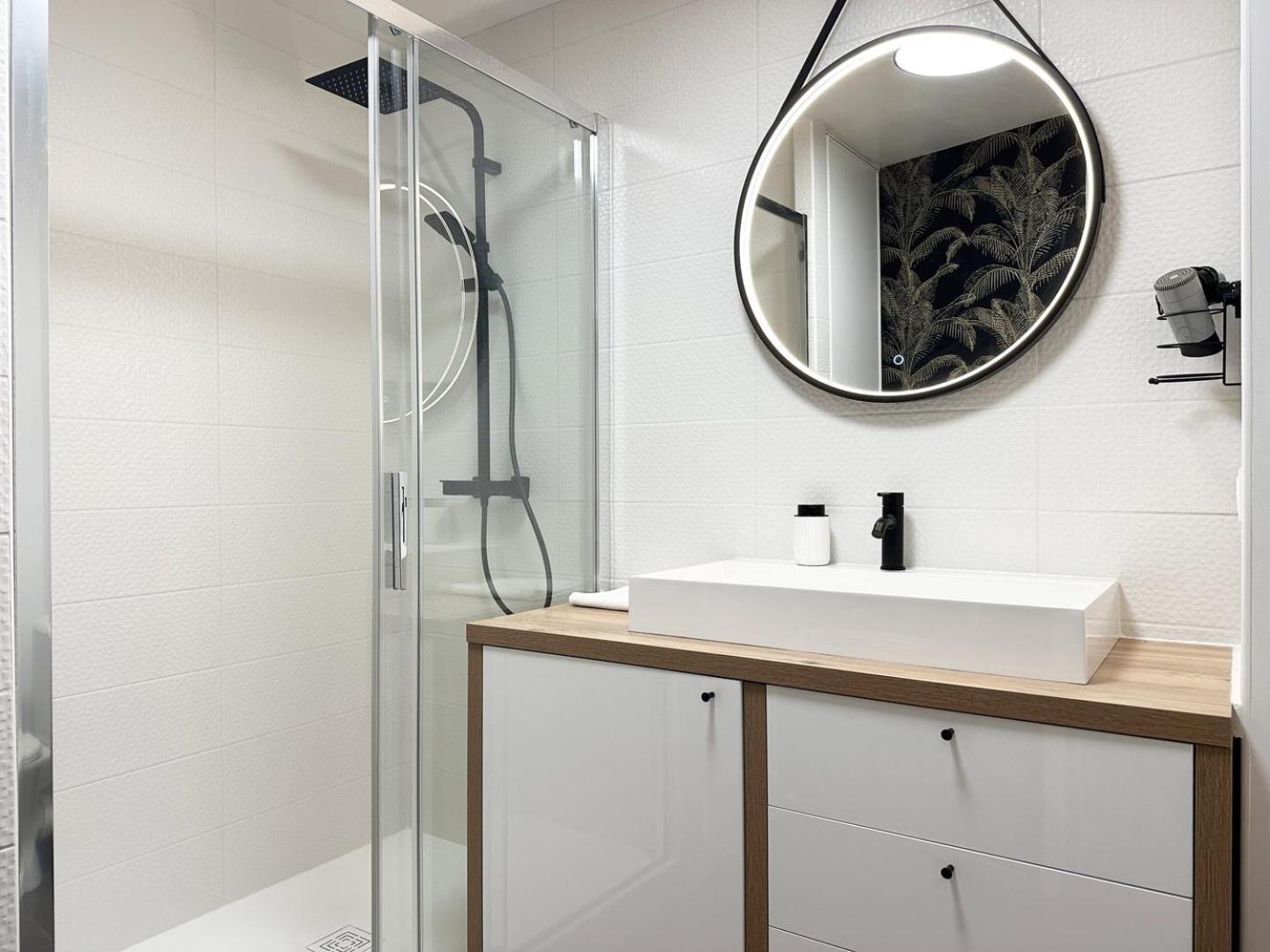 C Le 15 - Studio Cosy Avec Parking Chartres Bagian luar foto